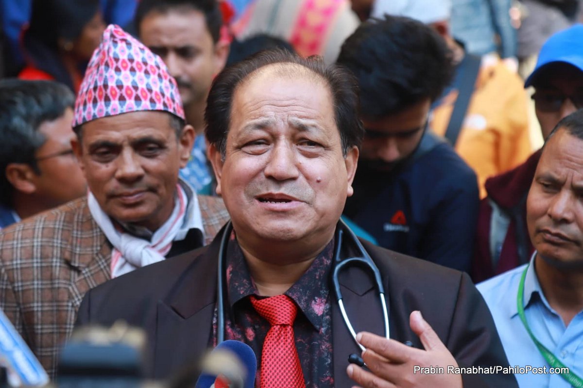 प्रधानमन्त्री ओलीको स्वास्थ्य अपडेट: डाक्टरले भने 'उहाँ निकै तन्दुरुस्त हुनुहुन्छ'