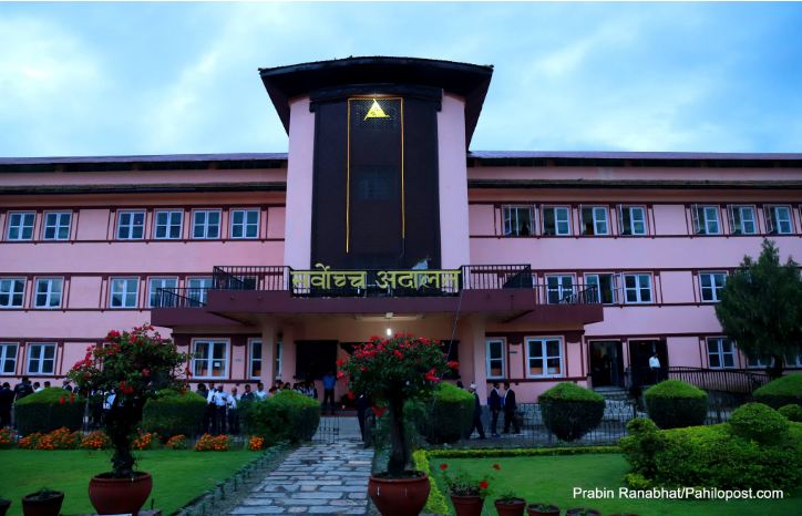 गैरआवासीय नेपालीको नागरिकतामा सर्वोच्चको व्याख्याः 'आधारभूत संरचनाको व्याख्याभन्दा विषयान्तर फैसला'
